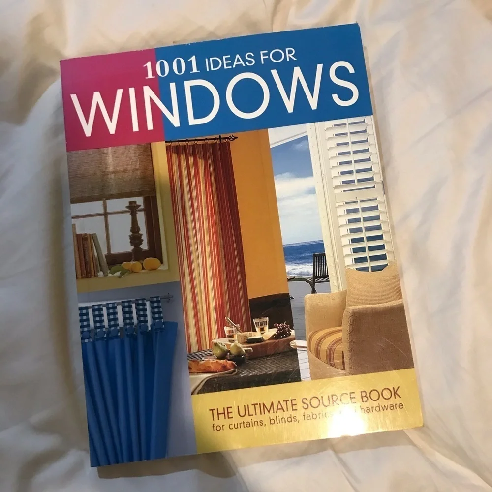 ☀️ Set of 2/Window Decor Books
